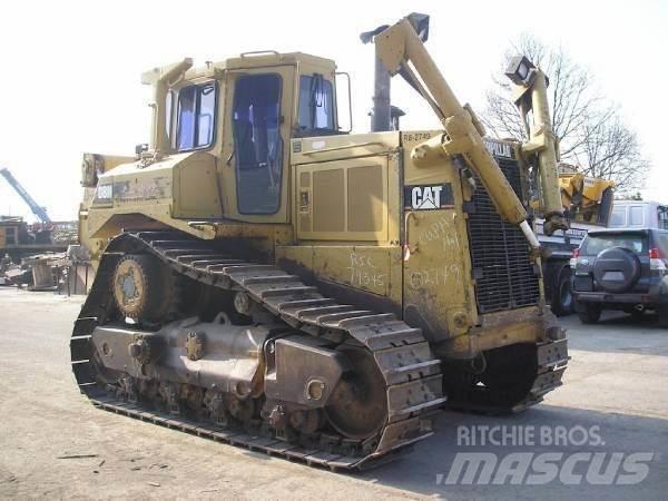 CAT D8N Buldozer sobre oruga