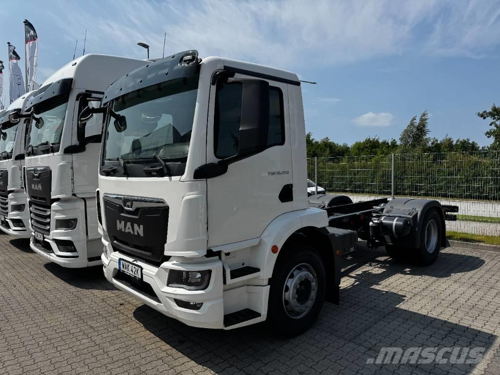 MAN TGM 18.250 Camiones con chasís y cabina