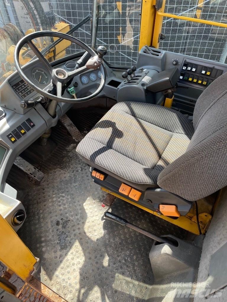 Volvo L120B Cargadoras sobre ruedas