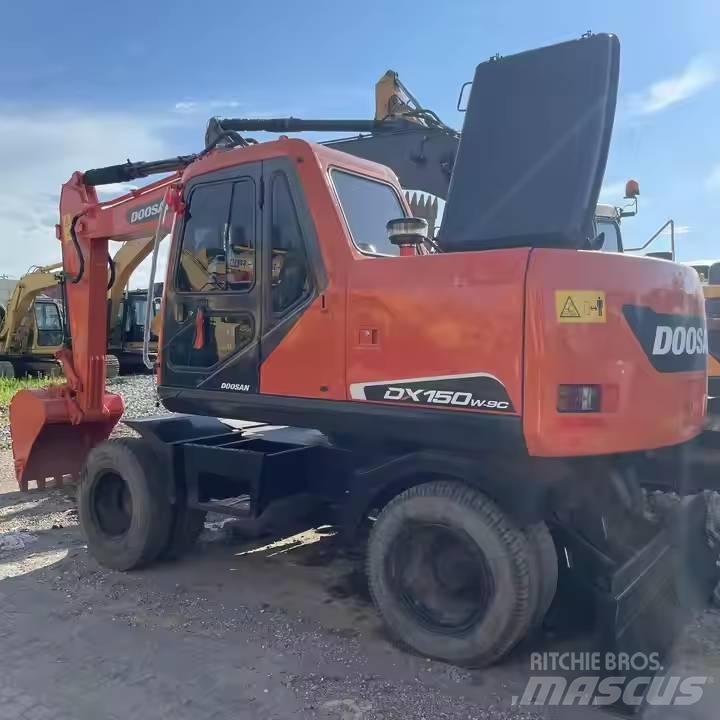 Doosan DX150W-9C Excavadoras de ruedas