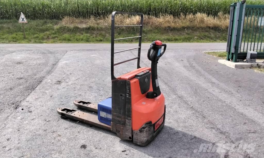 Toyota LWE 180 Montacargas de baja elevación