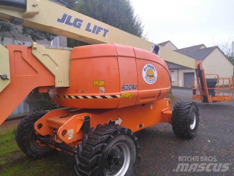 JLG 800 AJ Plataformas con brazo de elevación manual