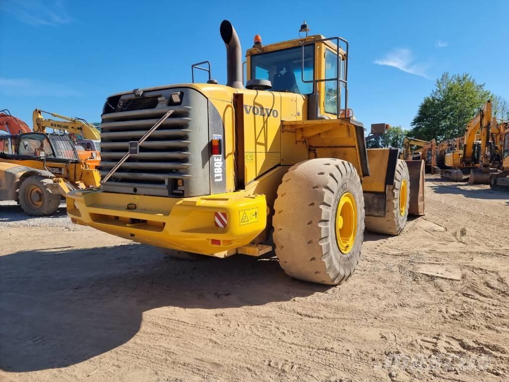 Volvo L 180 E Cargadoras sobre ruedas