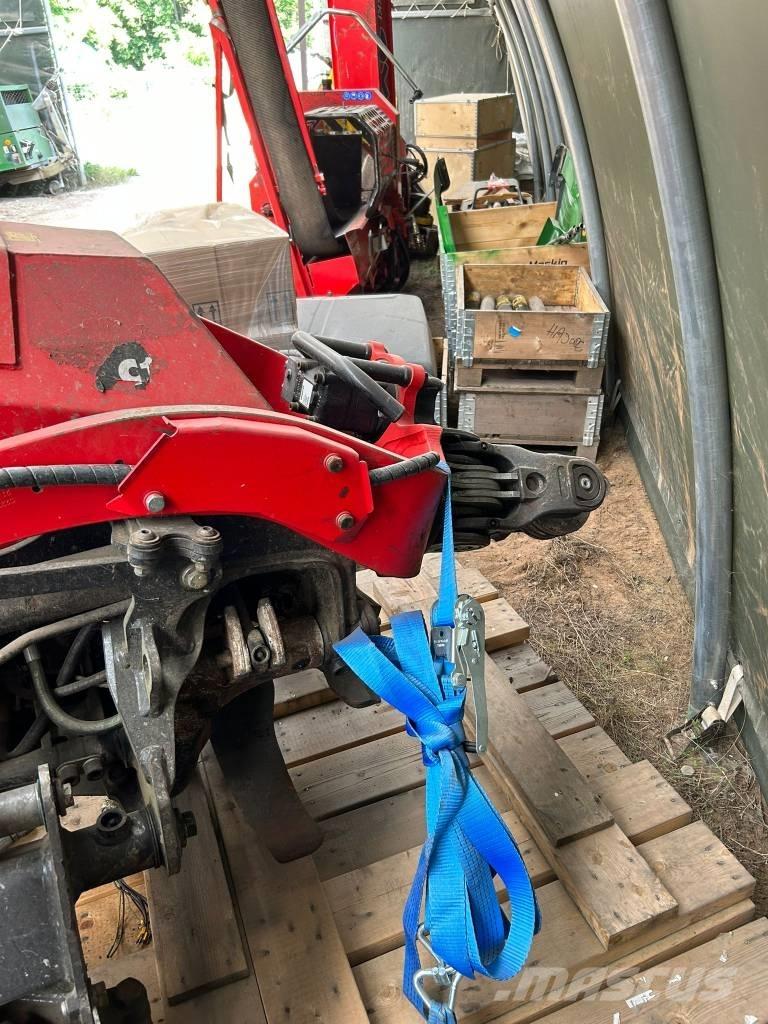 Komatsu C 144 Cabezales cortadores