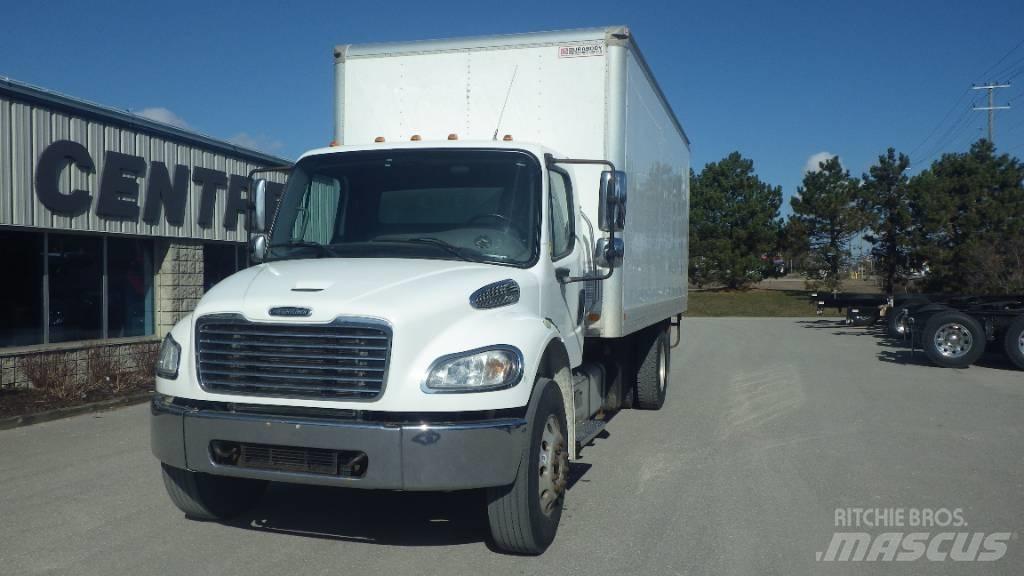 Freightliner M2 106 Camiones con caja de remolque