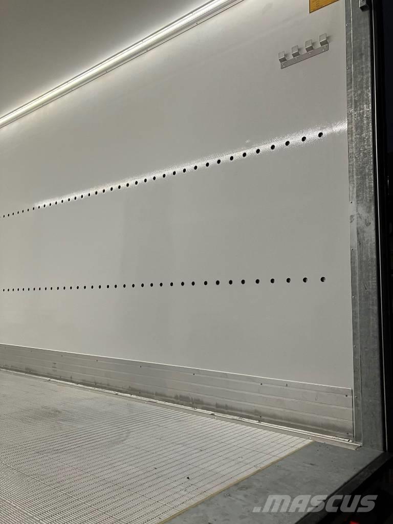 MAN TGM 18.290 4X2 Camiones con caja de remolque