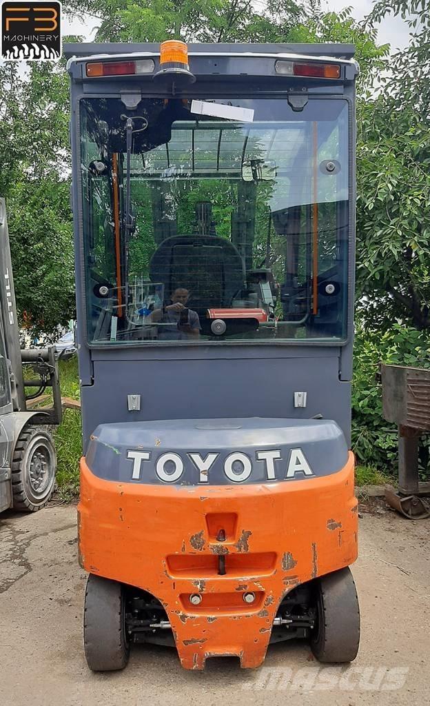 Toyota 8FBMT30 Carretillas de horquilla eléctrica