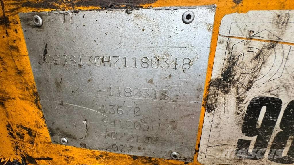 JCB JS 130 LC + JAK300 Excavadoras sobre orugas