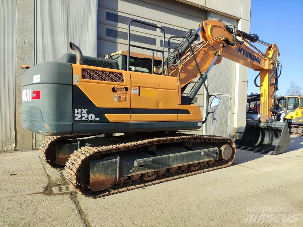 Hyundai HX220NL Excavadoras sobre orugas