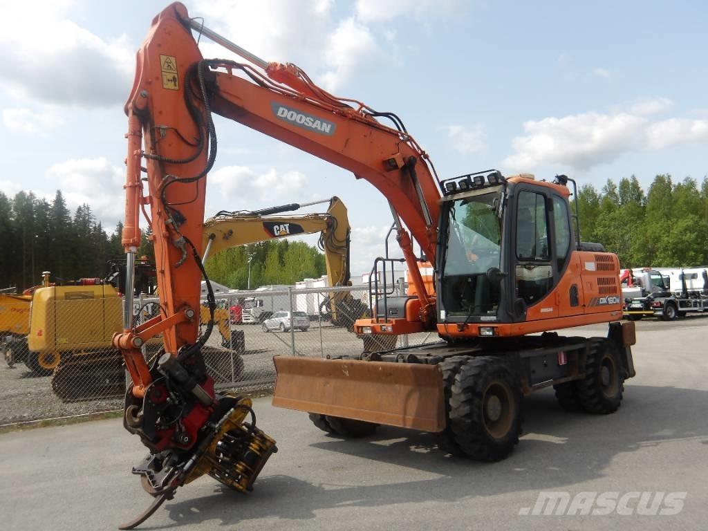 Doosan DX 160 W Excavadoras de ruedas