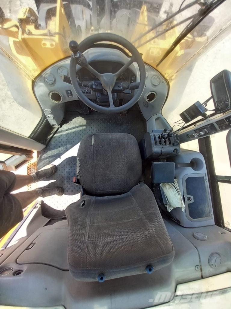 Volvo L 120 F Cargadoras sobre ruedas