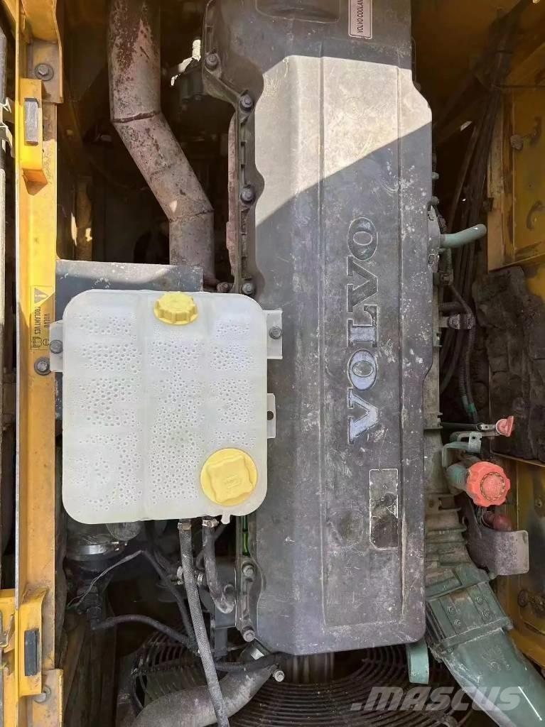 Volvo EC480D Excavadoras sobre orugas