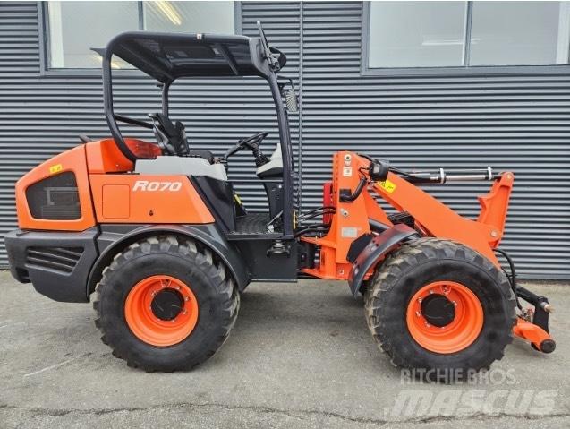 Kubota R 070 Cargadoras sobre ruedas