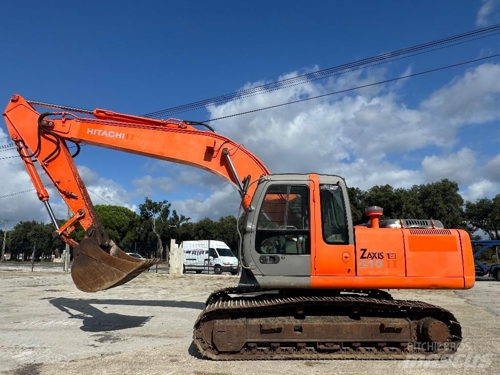 Hitachi ZX 210 Excavadoras sobre orugas