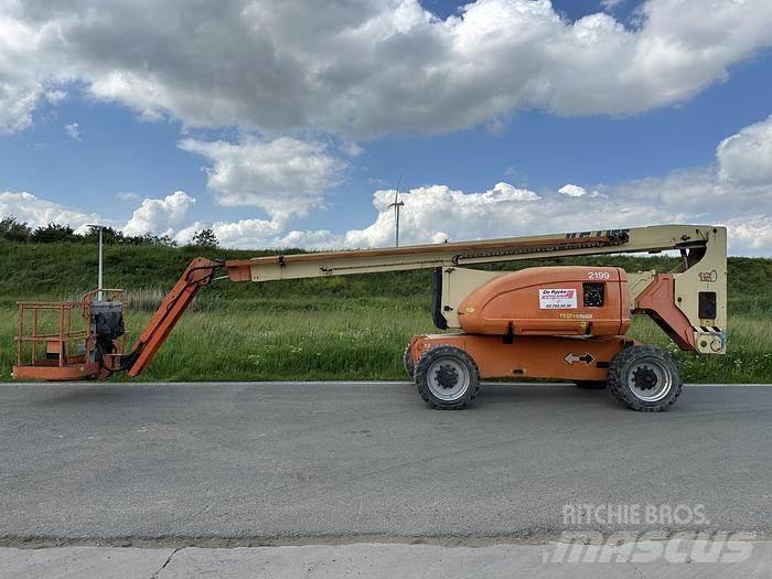 JLG 800AJ Plataformas con brazo de elevación manual