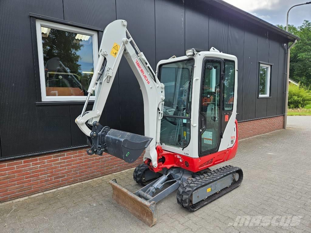 Takeuchi TB 216 Miniexcavadoras