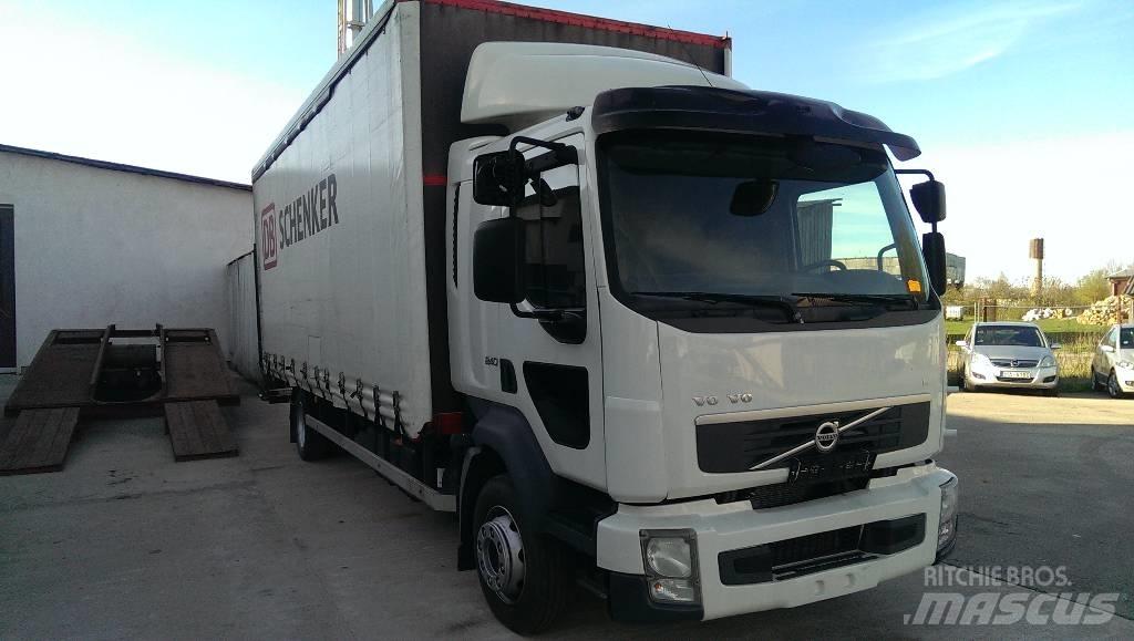 Volvo FL6 240 Camiones con caja de remolque