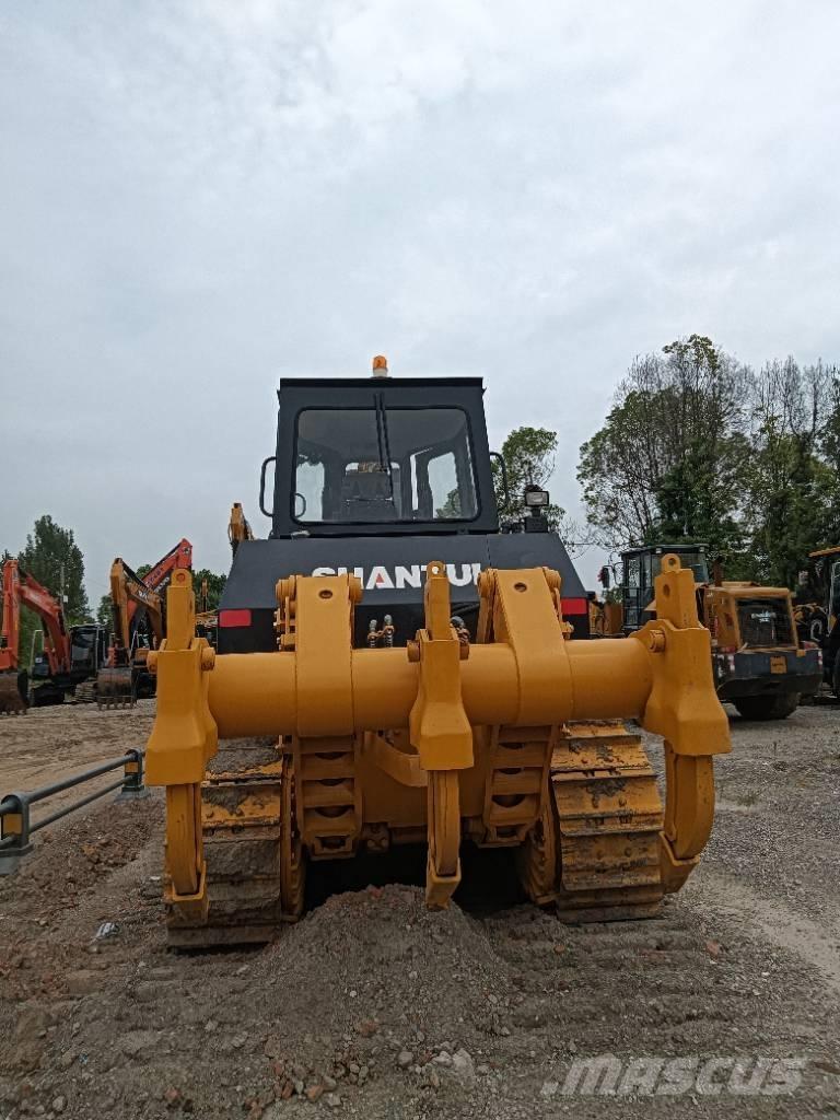 Shantui SD 22 Buldozer sobre oruga