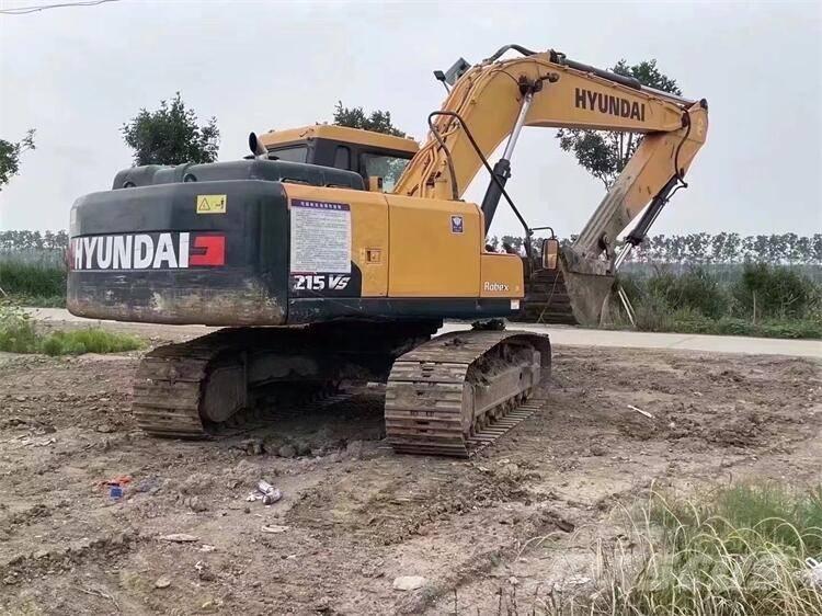 Hyundai R215VS Excavadoras sobre orugas