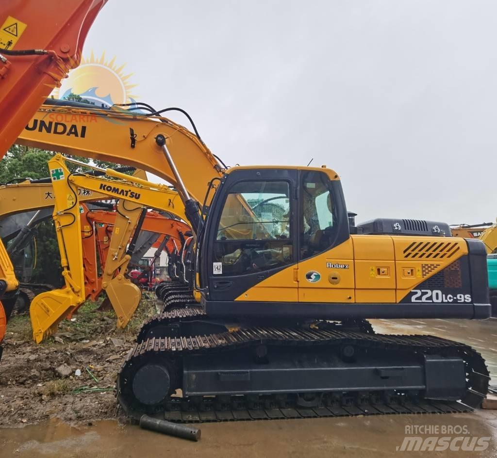 Hyundai R220LC-9S Excavadoras de ruedas