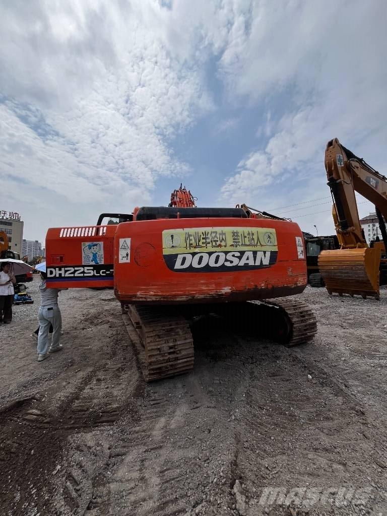 Doosan DH 225 LC-7 Excavadoras sobre orugas