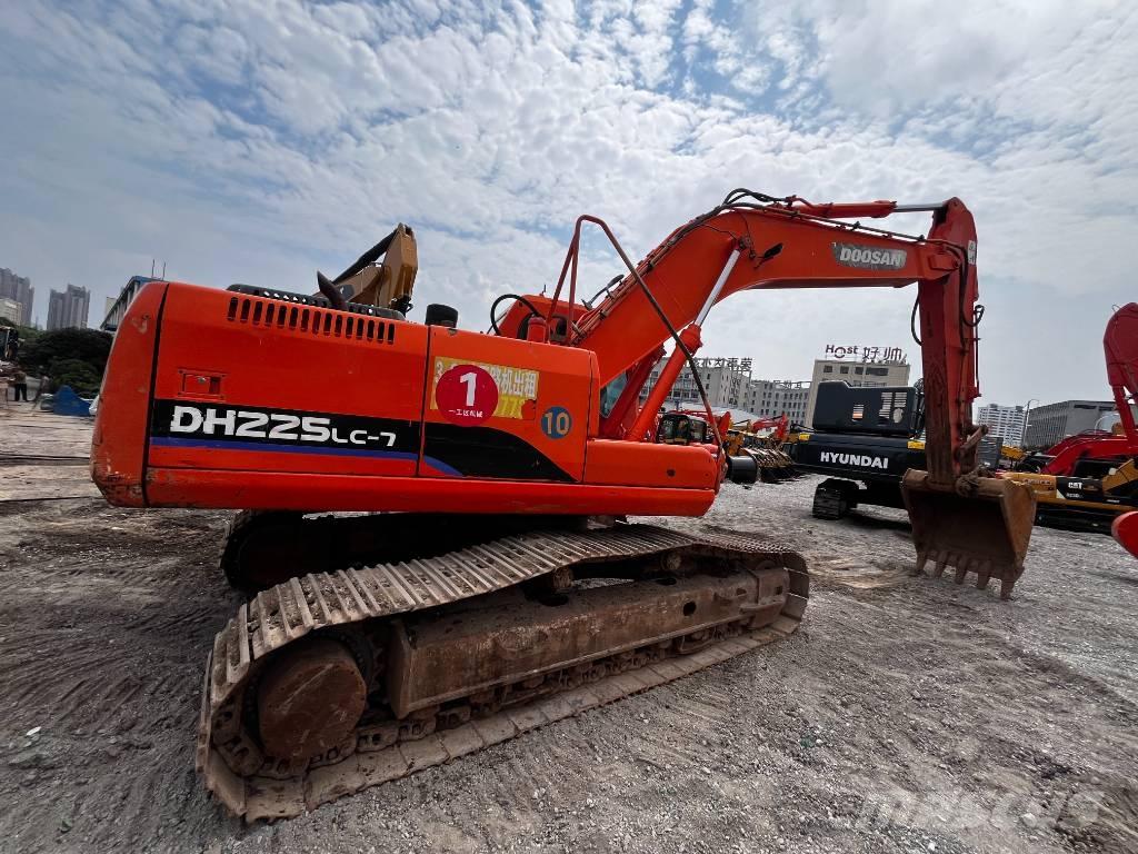 Doosan DH 225 LC-7 Excavadoras sobre orugas