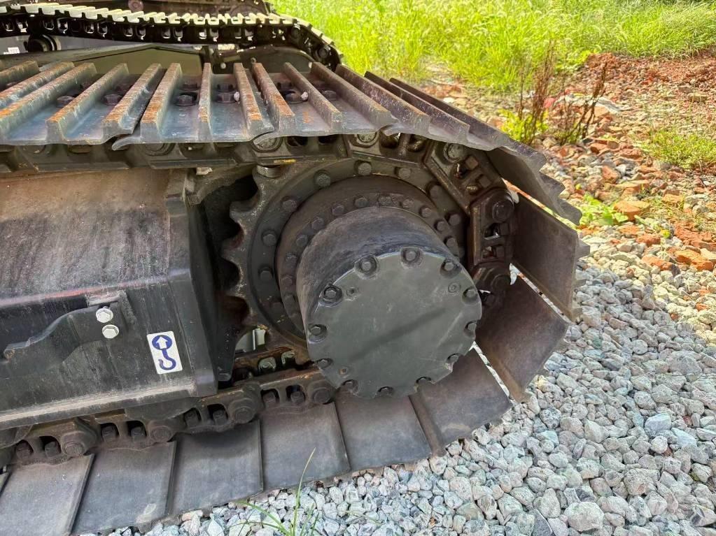 Hitachi ZX 210 Excavadoras sobre orugas