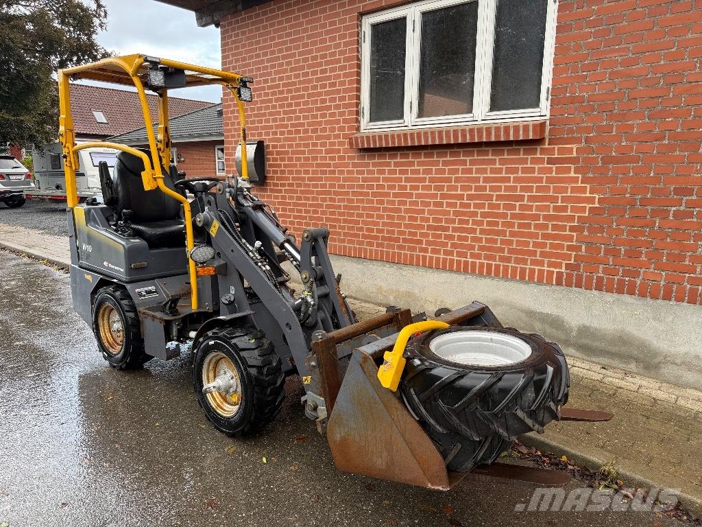 Eurotrac W10 Cargadoras sobre ruedas