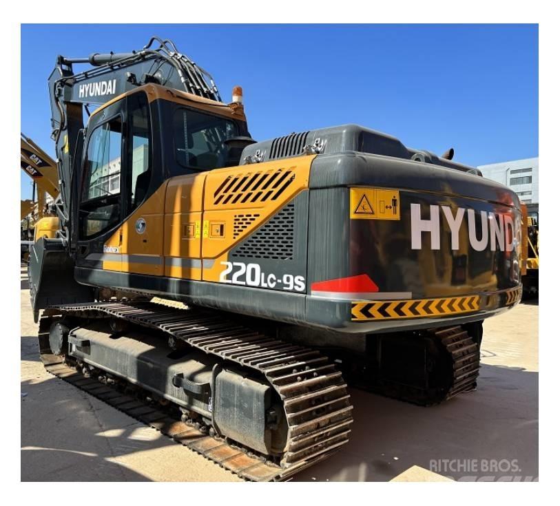 Hyundai 220LC-9S Excavadoras sobre orugas