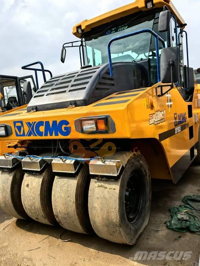 XCMG XP 303 Rodillos combinados