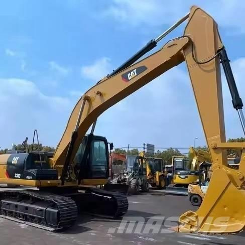 CAT 330 Excavadoras sobre orugas