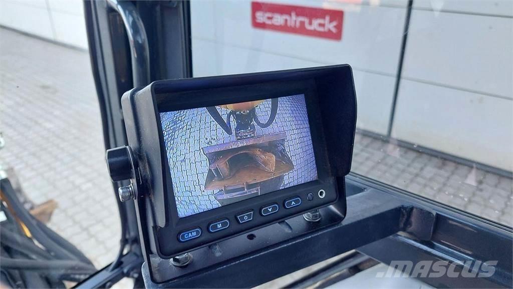 Komatsu PC24MR-5 Excavadoras de ruedas