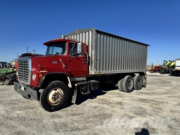 Ford 8000 Otros