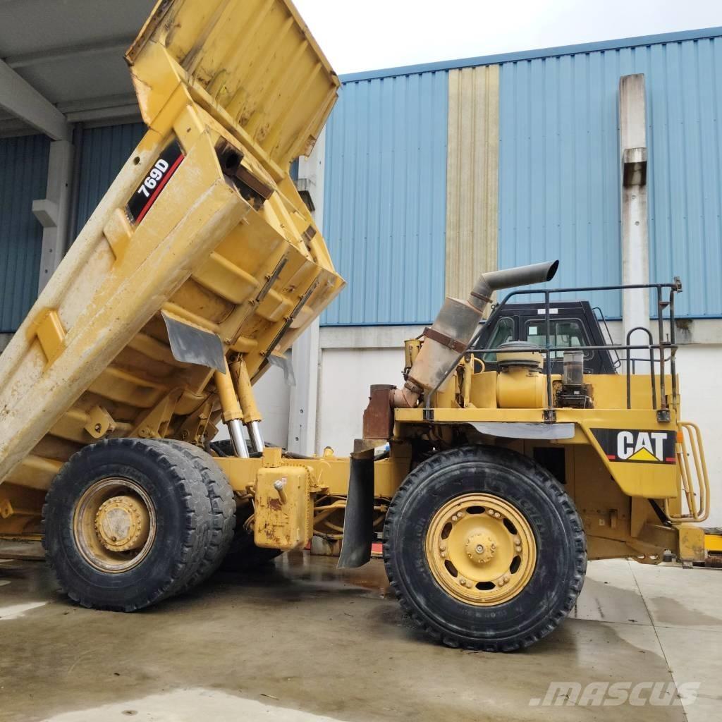 CAT 769 D Camiones de volteo rigidos
