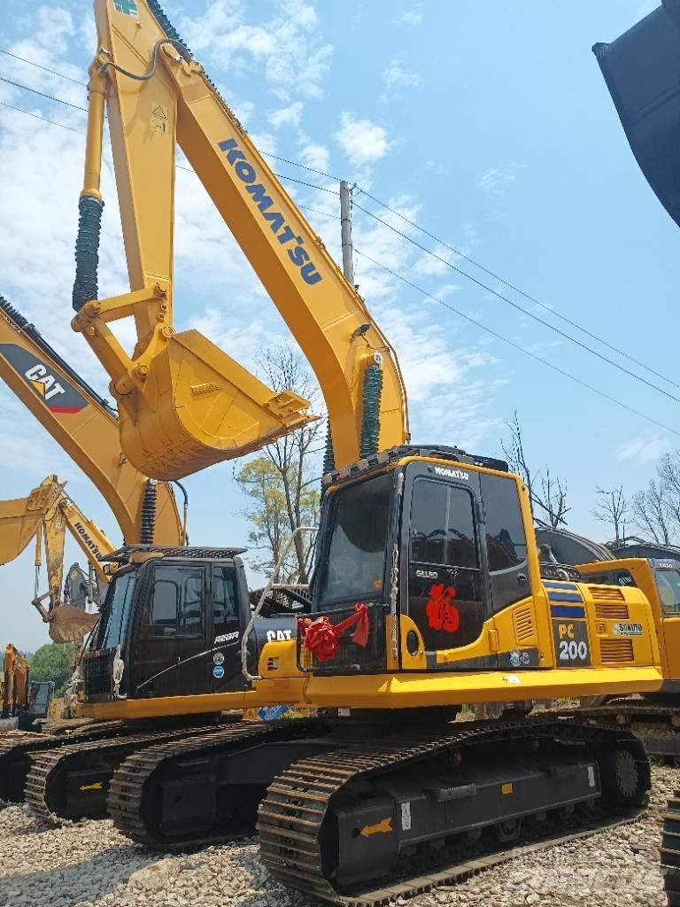 Komatsu PC 200 Excavadoras sobre orugas