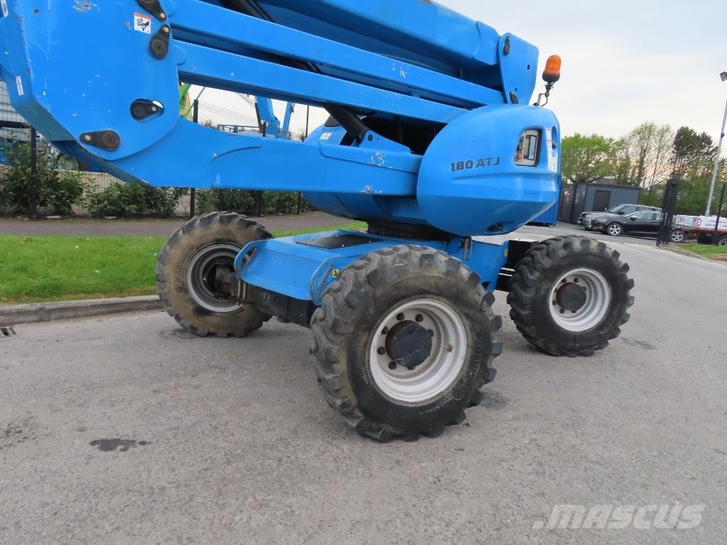 Manitou 180 ATJ Plataformas con brazo de elevación manual