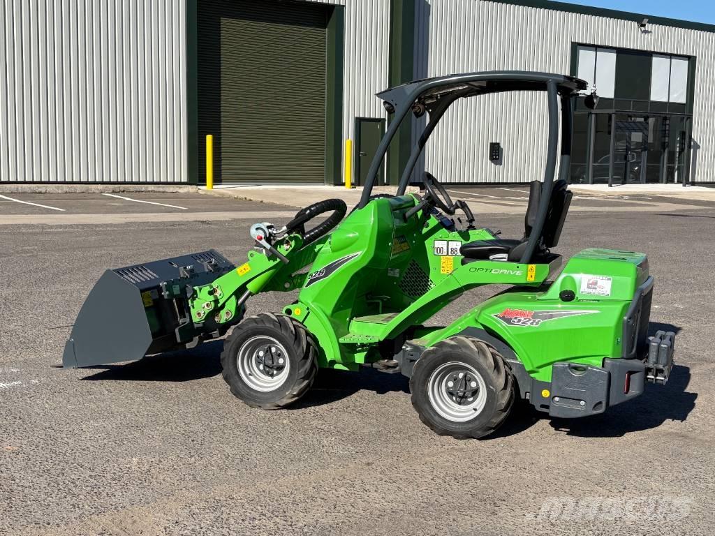 Avant 528 Otras máquinas de jardinería y limpieza urbana