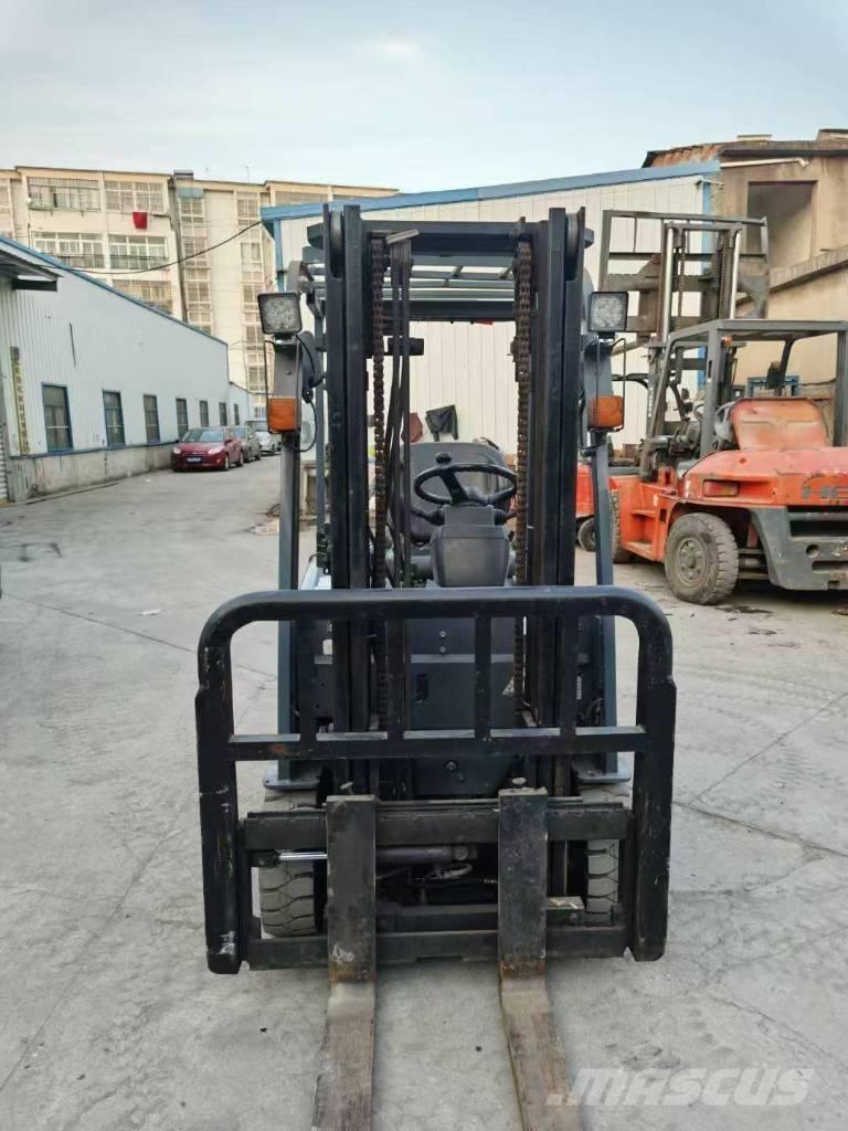 Toyota 2t Camiones diesel