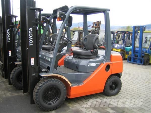 Toyota 02-8FG25 Camiones LPG