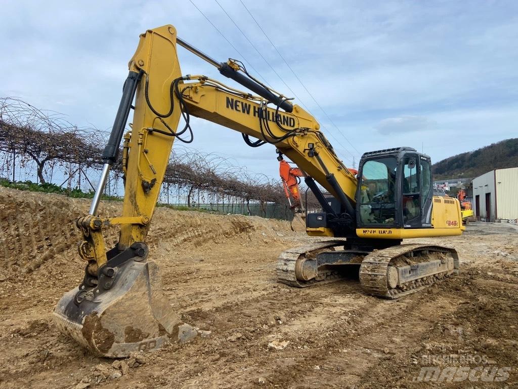 New Holland E245 Excavadoras sobre orugas