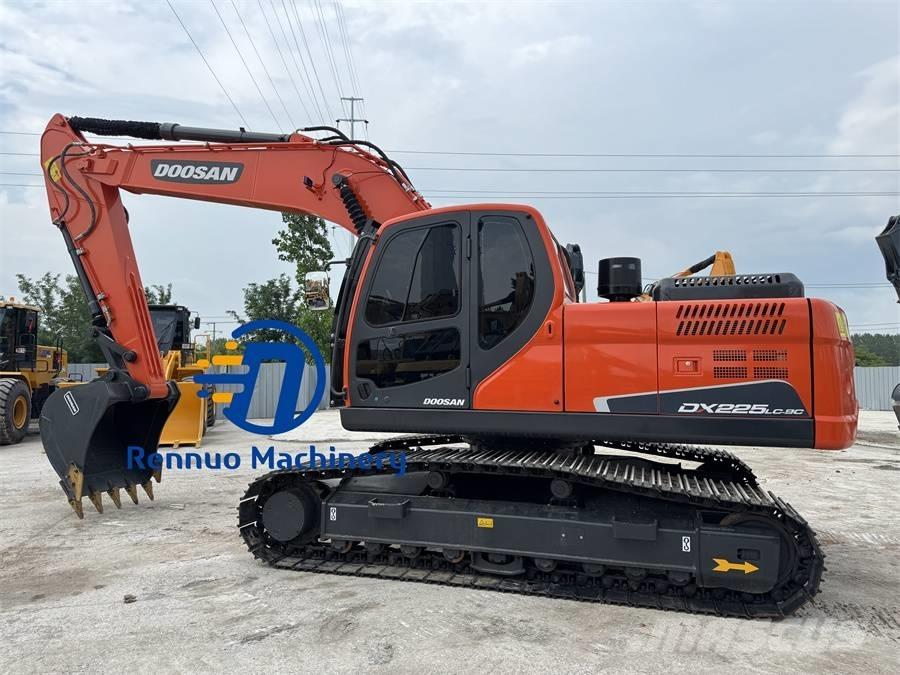 Doosan DX 225 LC-9C Excavadoras sobre orugas