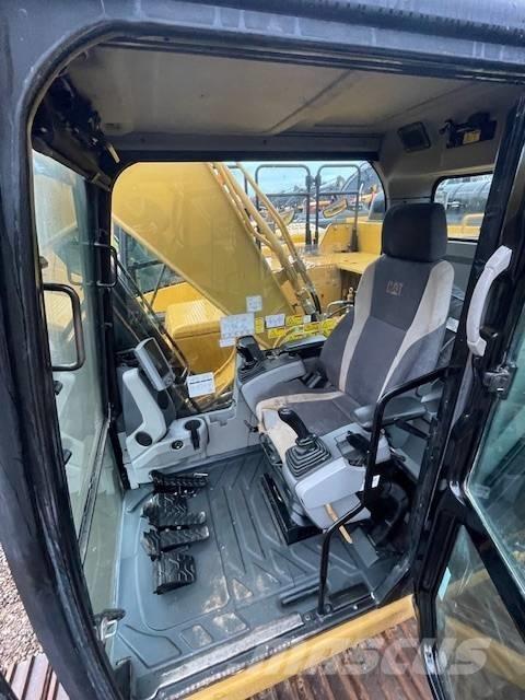 CAT 330FL Excavadoras sobre orugas