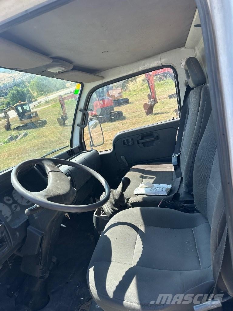 Nissan CABSTAR 35.13 Plataformas remolcables