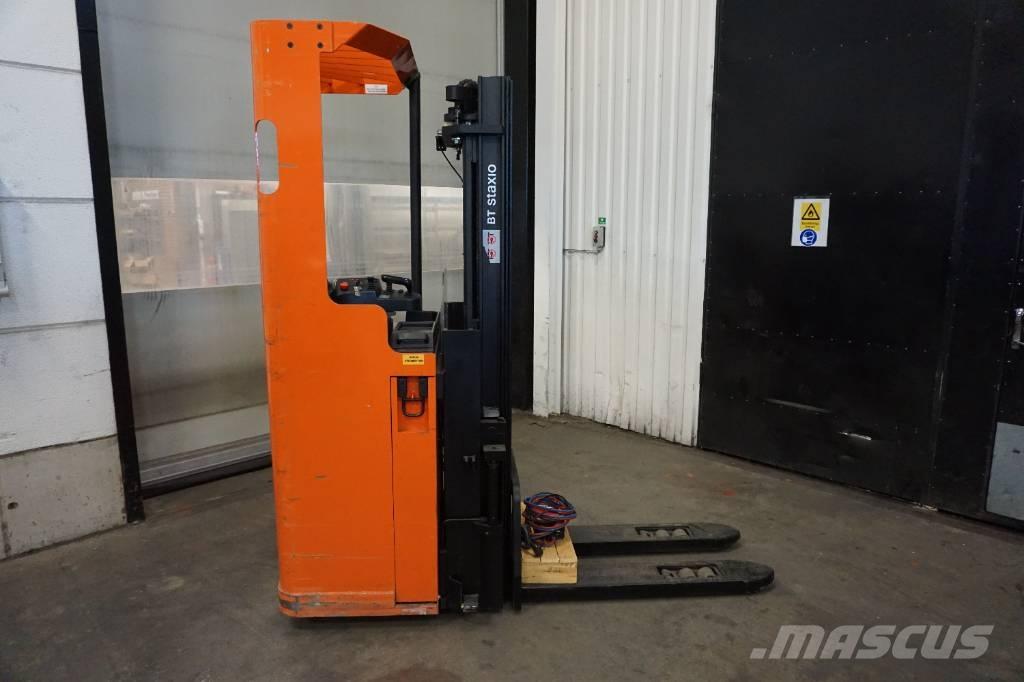 Toyota SSE135L Apiladoras eléctricos