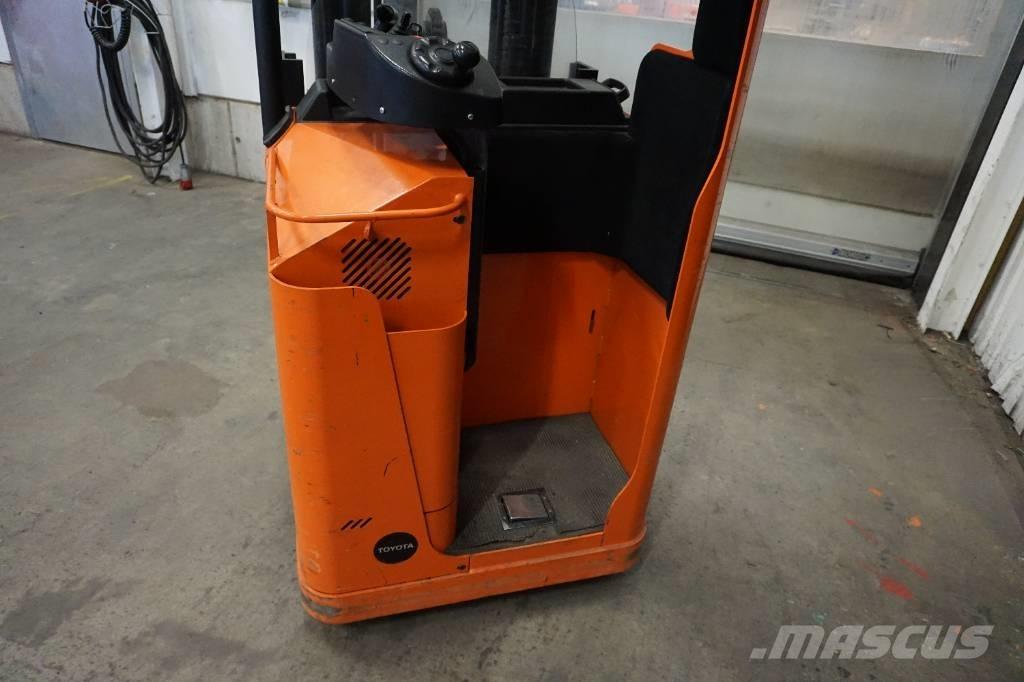 Toyota SSE135L Apiladoras eléctricos