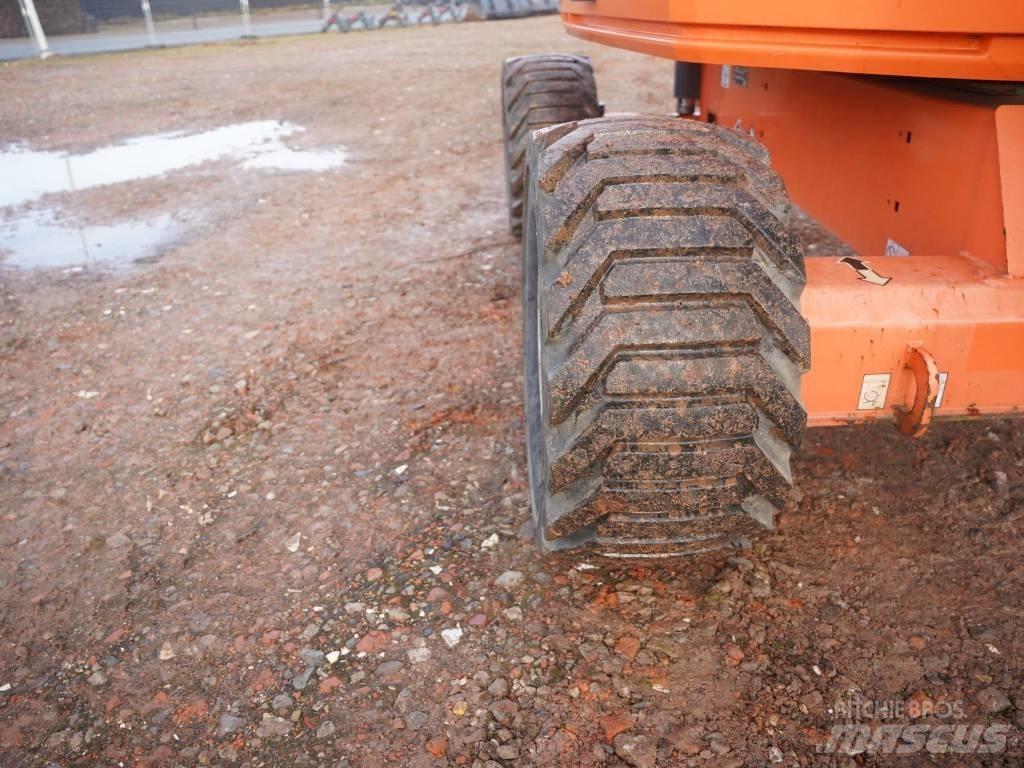 JLG 520 AJ Plataformas con brazo de elevación manual