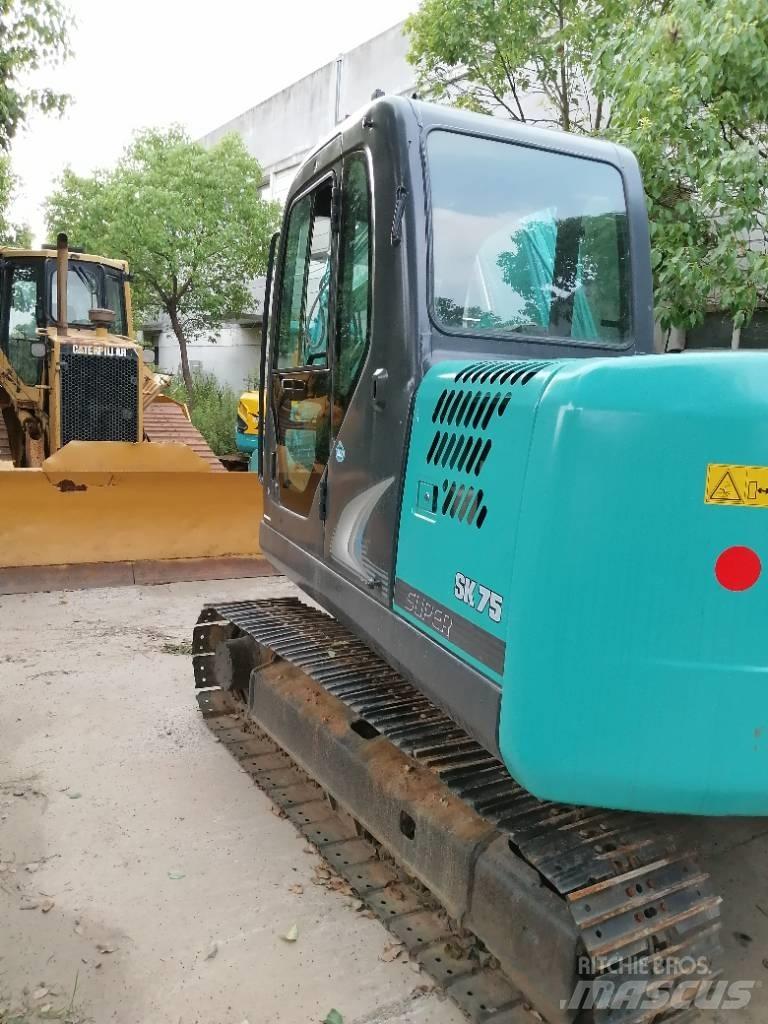 Kobelco SK 75 Excavadoras sobre orugas