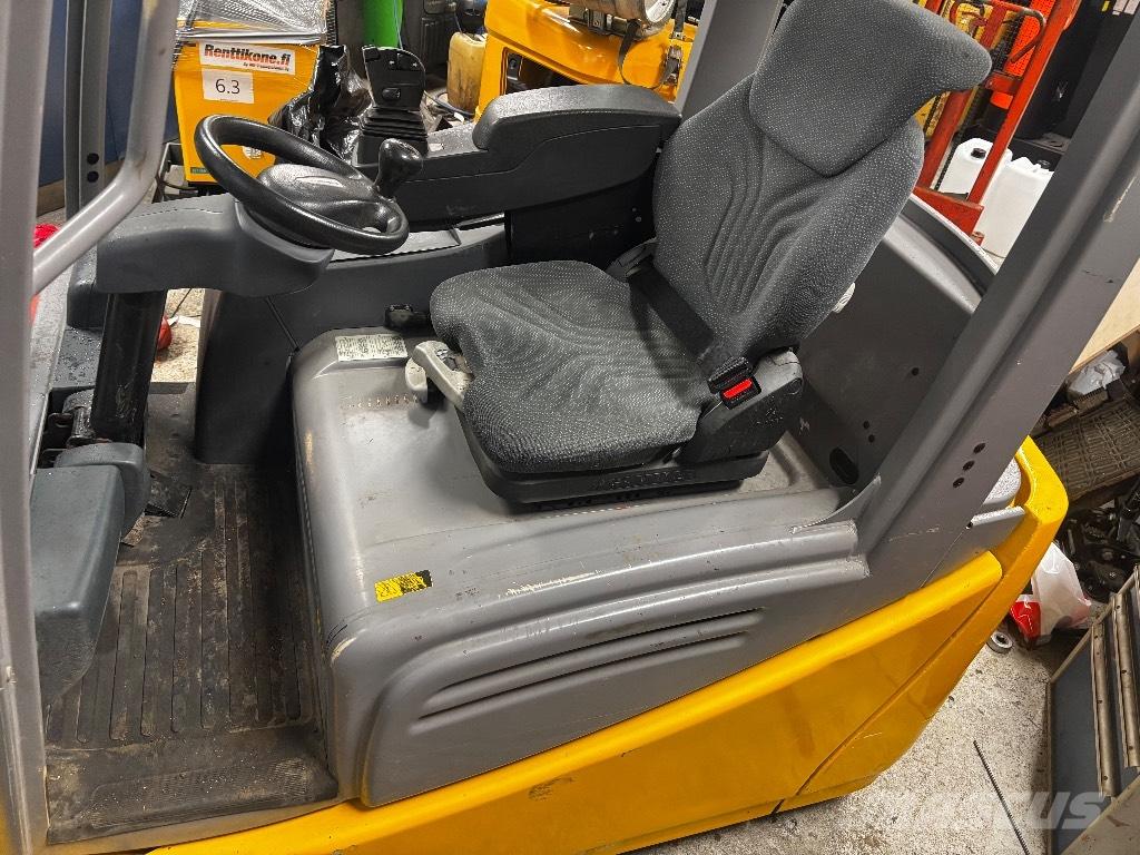 Jungheinrich EFG 216 Carretillas de horquilla eléctrica