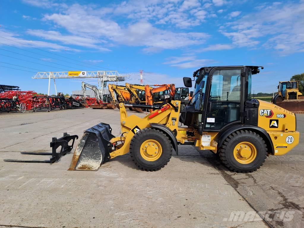 CAT 906 (Bucket+Forks) Cargadoras sobre ruedas