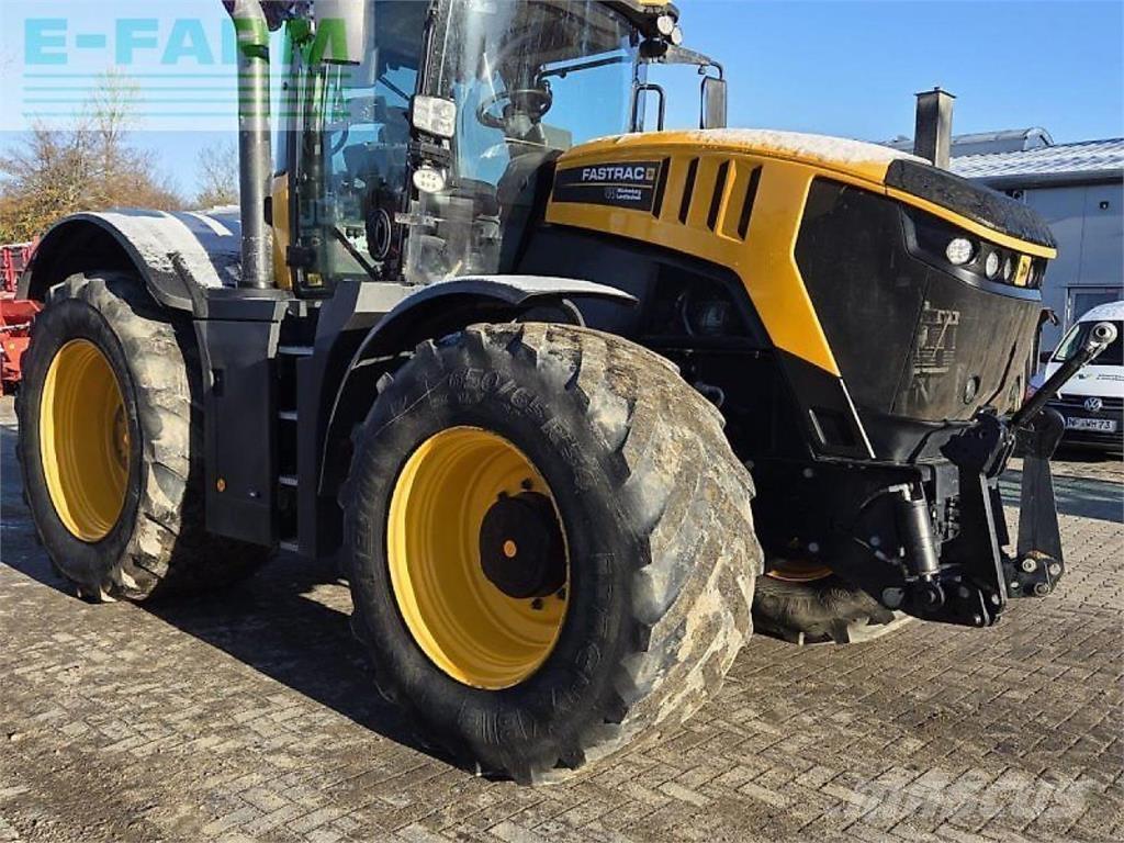 JCB fastrac 8330 Tractores